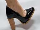 haz click para ver mas detalles de  Zapato stiletto negro charol 37 Nuevo. Ultimo par